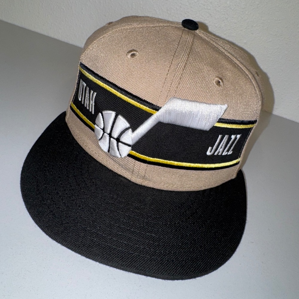 New Era Utah Jazz Hat Mens‎ Size 7 Tan Black Excellent 59FIFTY Fitted NBA Cap